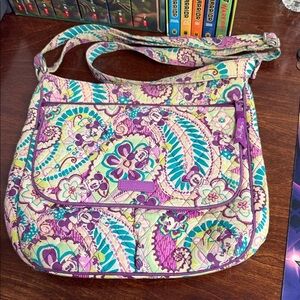 Vera Bradley Disney Parks Plums Up Mickey & Minnie Mailbag Crossbody